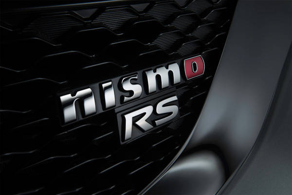 מבוסס על פלטפורמת ניסמו של ה GT-R מבוסס על פלטפורמת ניסמו של ה GT-R
