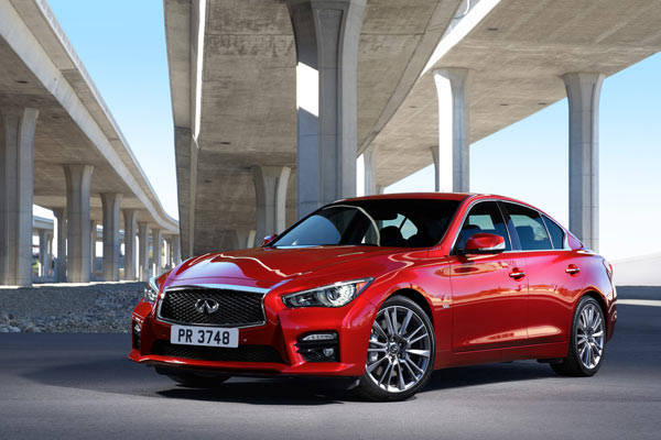 אינפיניטי Q50 החדשה אינפיניטי Q50 החדשה