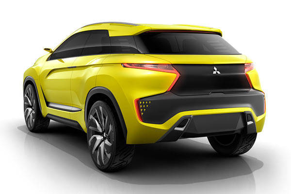 קרוסאובר חשמלי חדש (מתוך: Mitsubishi-Motors) קרוסאובר חשמלי חדש (מתוך: Mitsubishi-Motors)