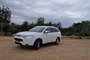 מיצובישי אאוטלנדר 2015 - מבחן דרך